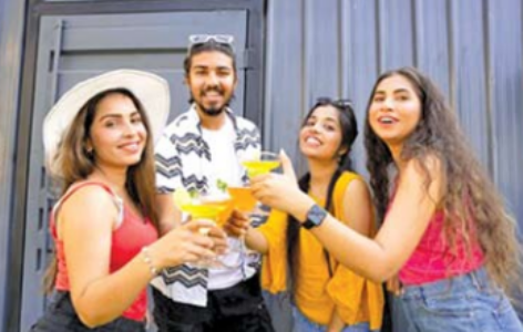 घरातील ज्येष्ठांना विसरू नका